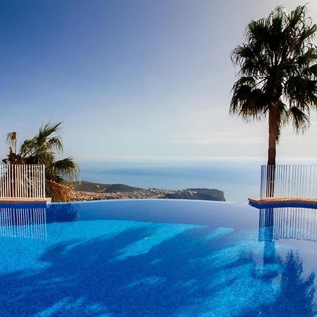 Nice Apartment In Cumbre Del Sol With Wifi Buitenkant foto