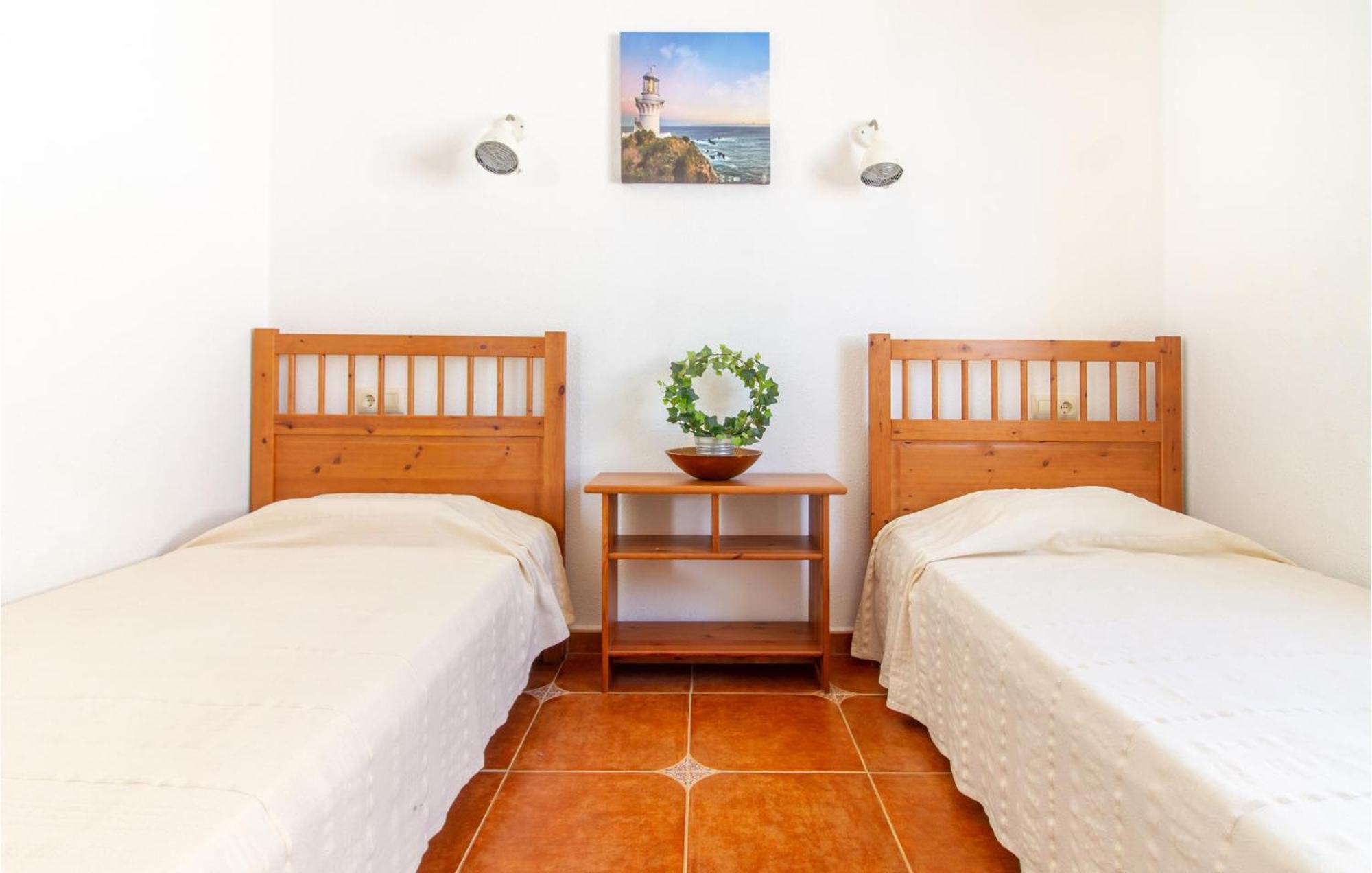 Nice Apartment In Cumbre Del Sol With Wifi Buitenkant foto