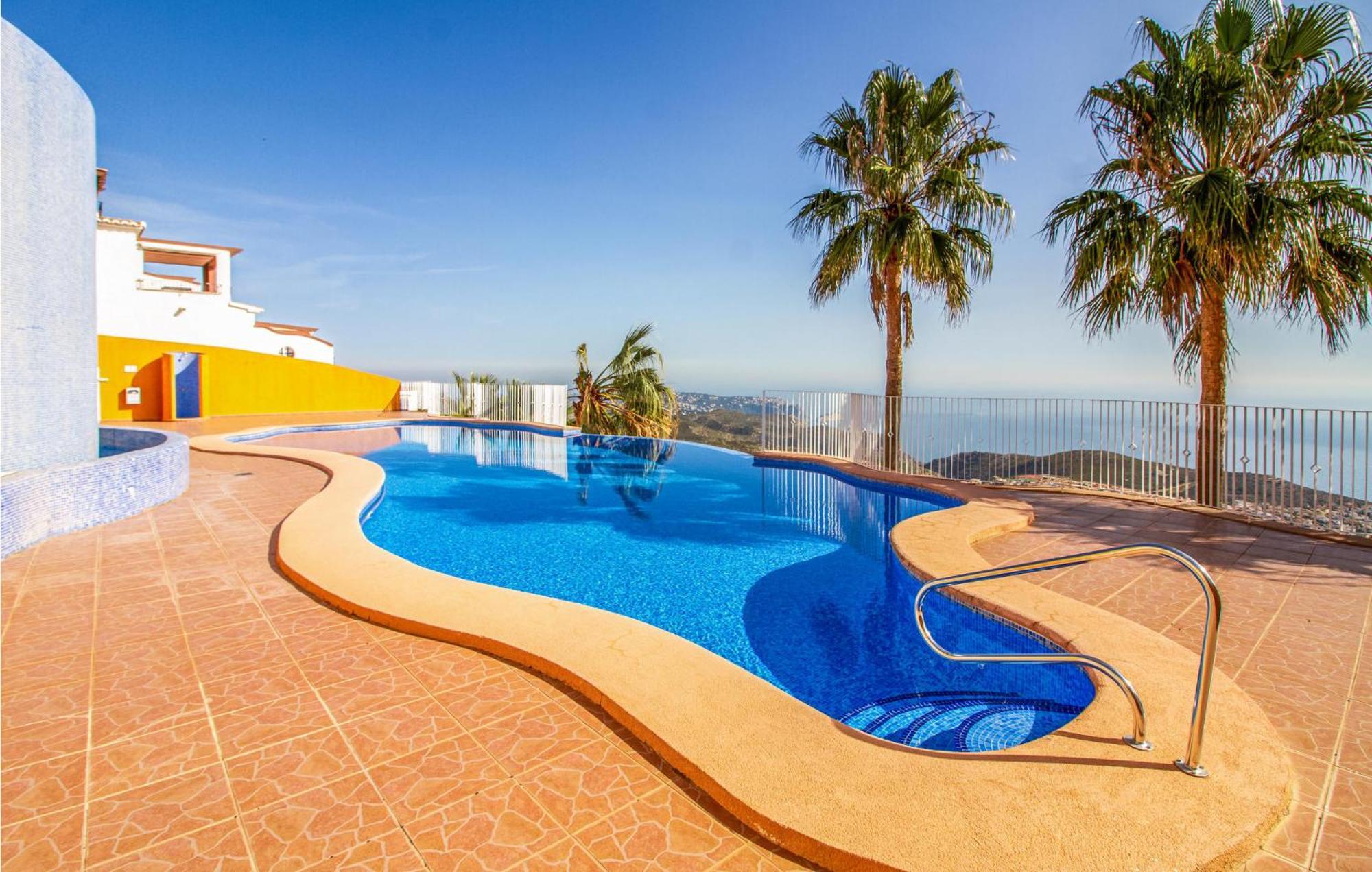 Nice Apartment In Cumbre Del Sol With Wifi Buitenkant foto