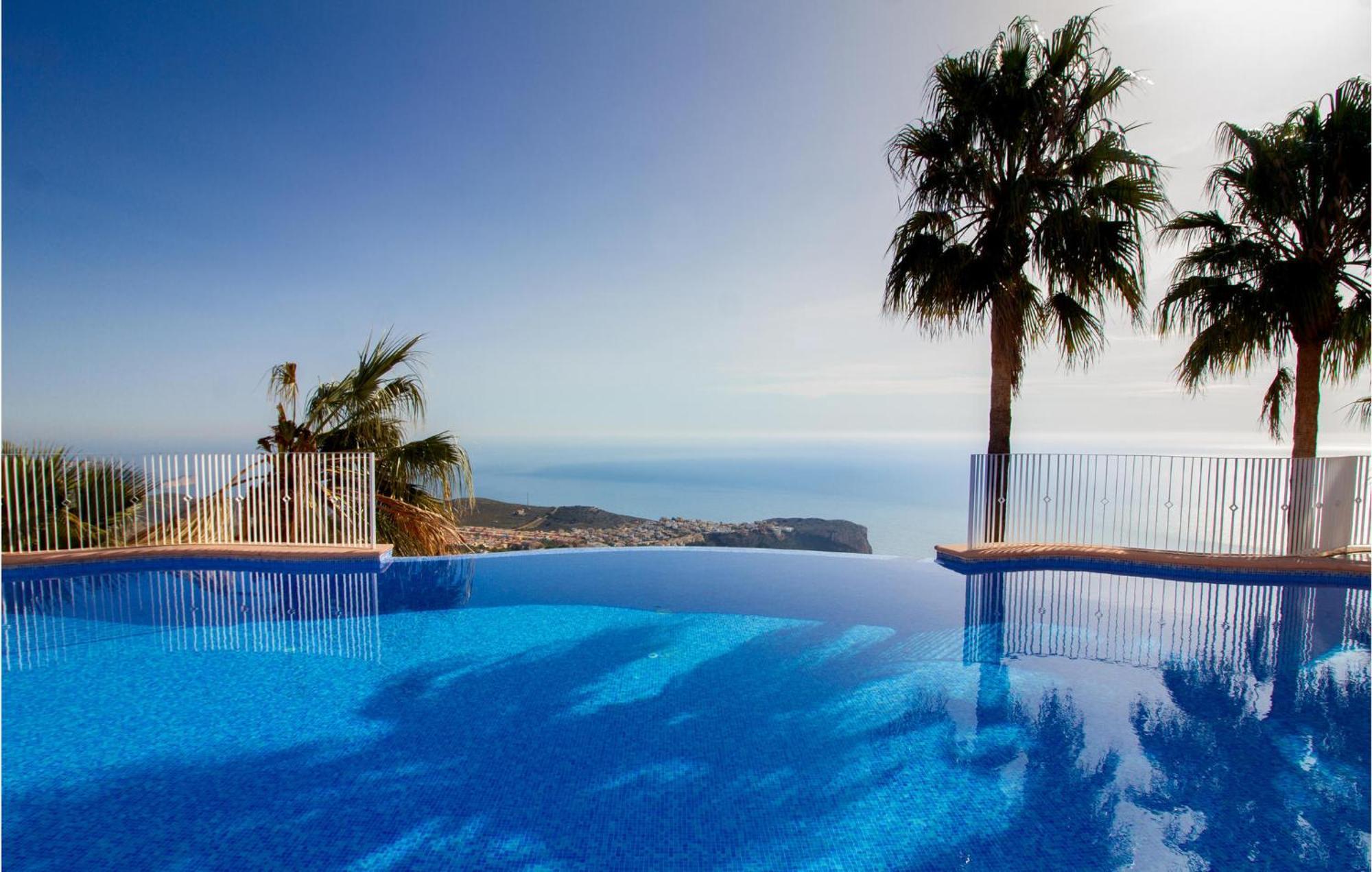 Nice Apartment In Cumbre Del Sol With Wifi Buitenkant foto