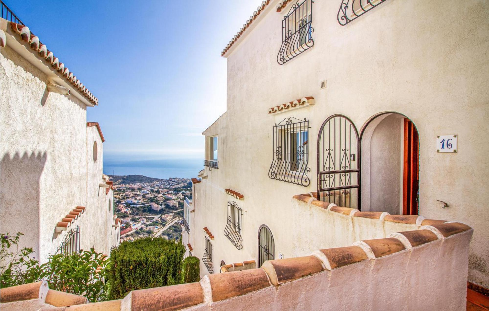 Nice Apartment In Cumbre Del Sol With Wifi Buitenkant foto